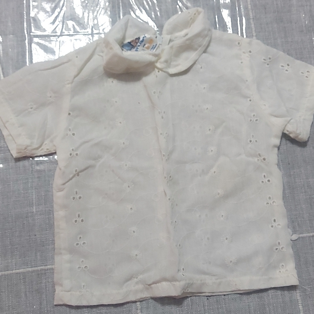 VINTAGE white tshirt zipper half back